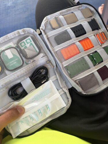 Click to view full screen תיק אחסון יוקרתי לרצועות של שעונים מתאים ל-8 רצועות photo review