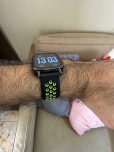 רצועת סיליקון ספורט שחור ירוק Quick Release 22mm סגירה פנימית photo review