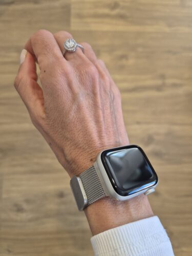 רצועה לאפל ווטש 40/41/42mm ברזל מגנט Silver photo review