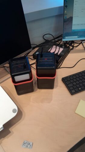 סוללת גיבוי 100,000mAh 65W מטען נייד ופנס Hoco DB03 Max photo review